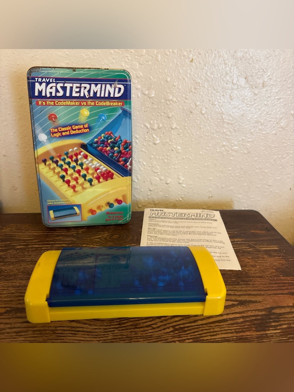 Travel Mastermind Strategy Game- Pressman CODING Codemaker Vs Breaker - Tin 2017